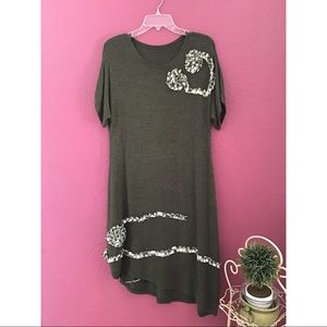Dress, dark green knit dress with decorative touch